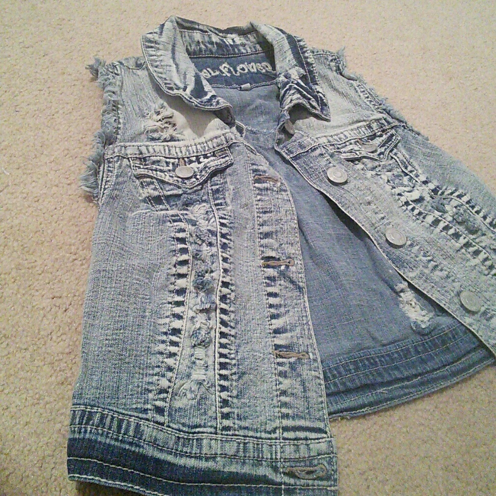 Jean jacket - Picture 2 of 4
